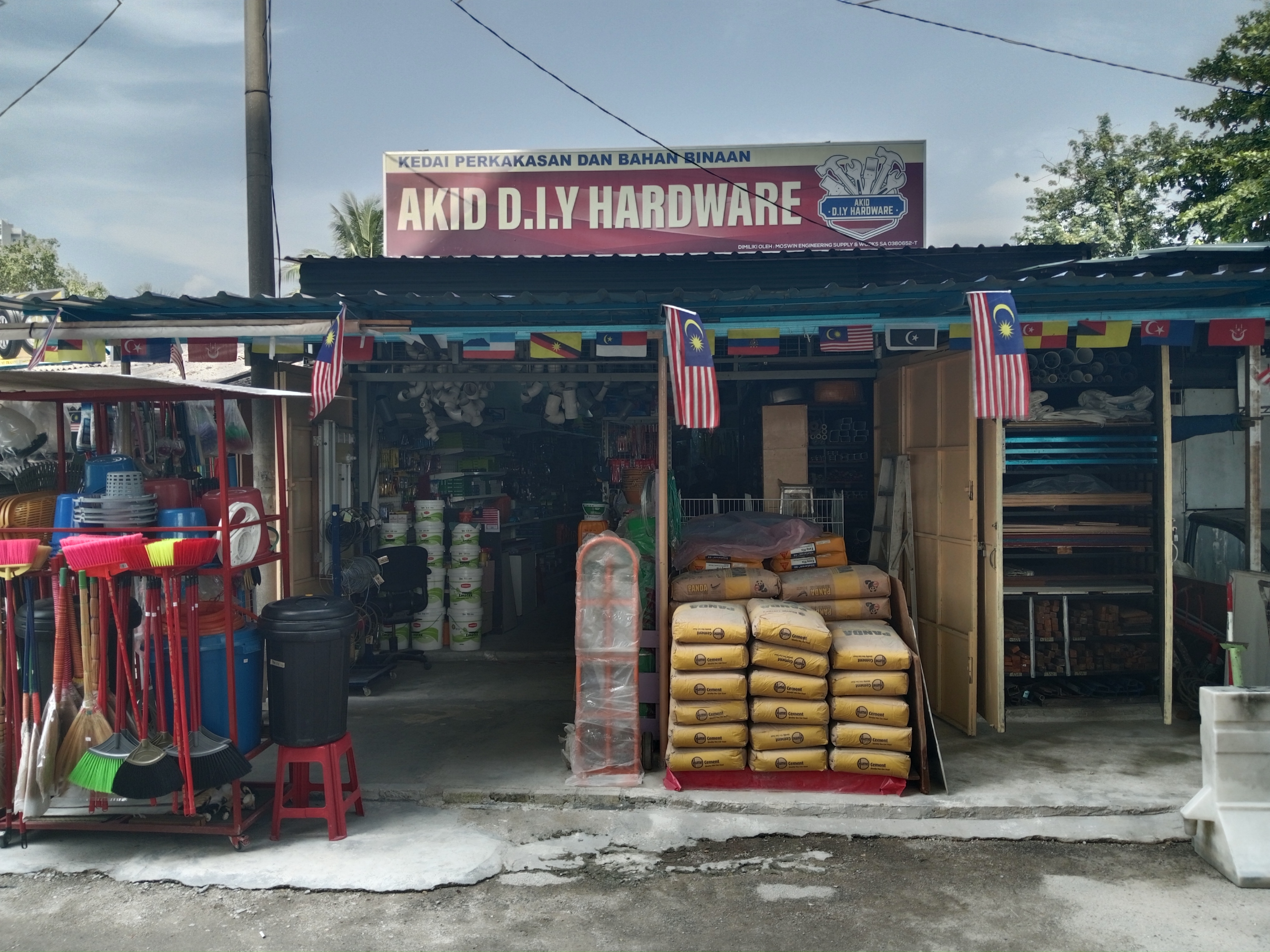 Shopfront of AKID DIY Hardware Sentul