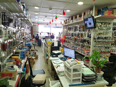 Shopfront of Chee Tat Hardware & Timber Sdn Bhd