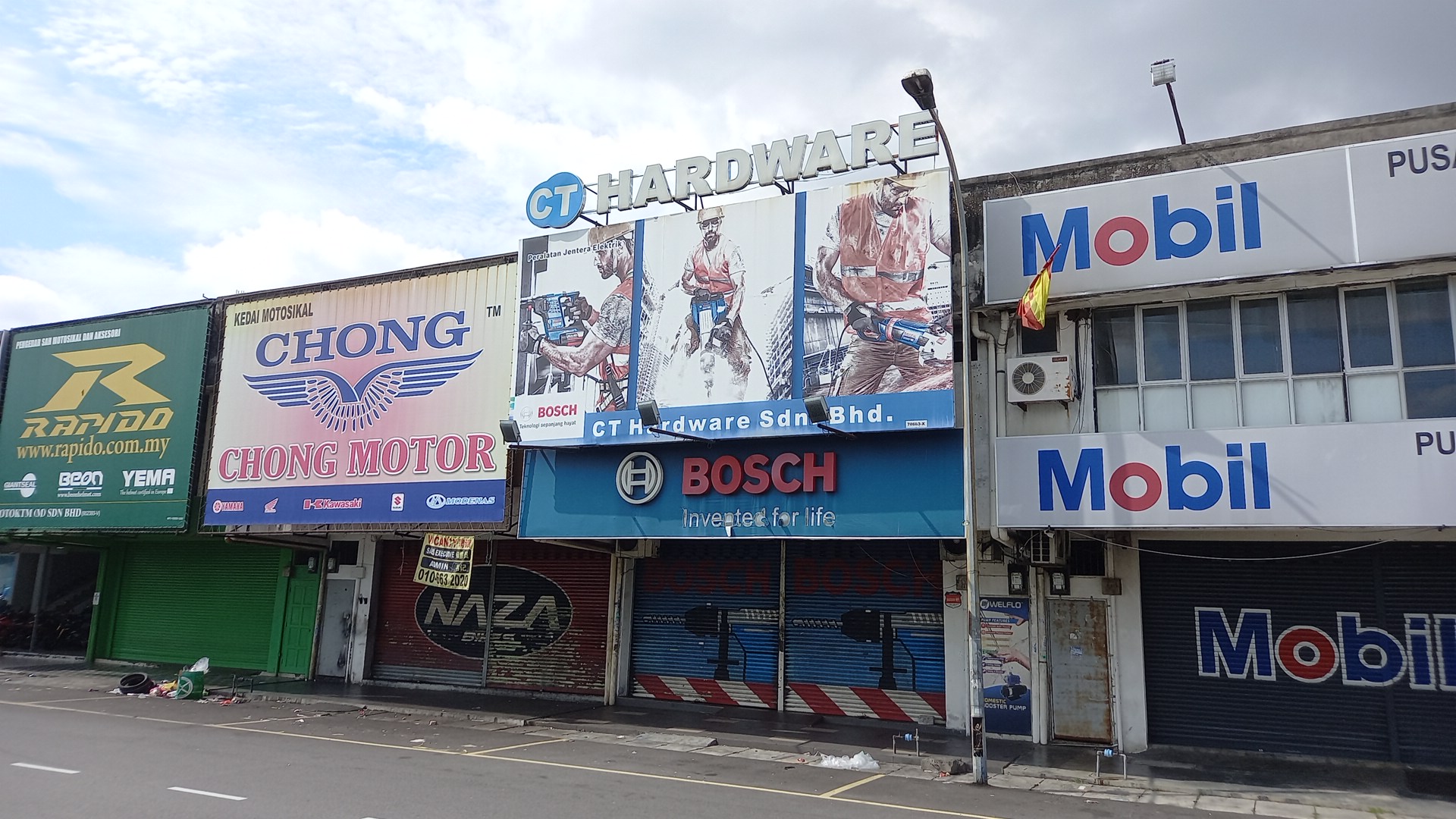 Shopfront of CT Hardware Sdn Bhd - CT2