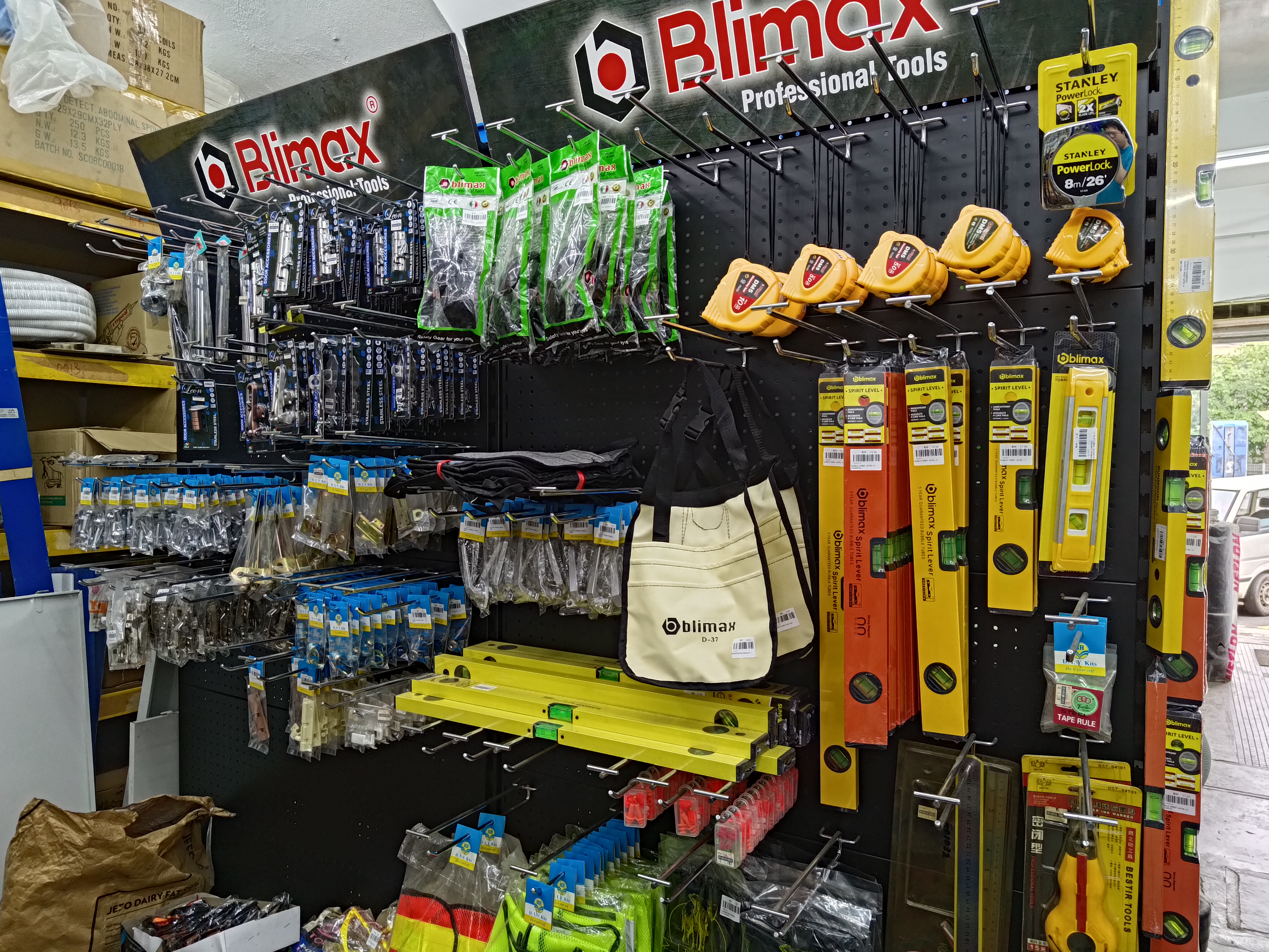 Dijaya Aman DIY Hardware Sdn Bhd in Klang, photo 5