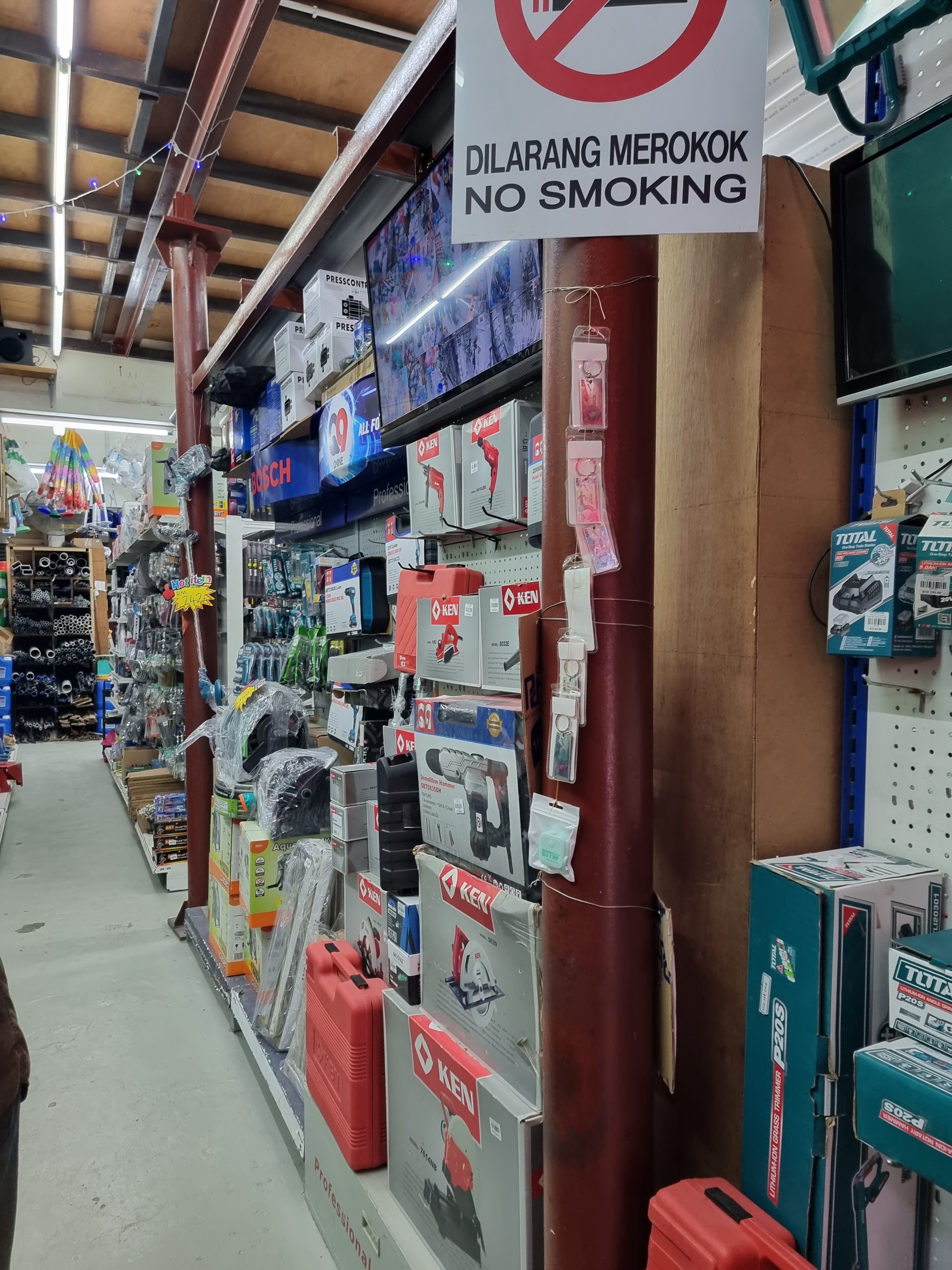 ENW Hardware (Shah Alam) in Shah Alam, photo 4