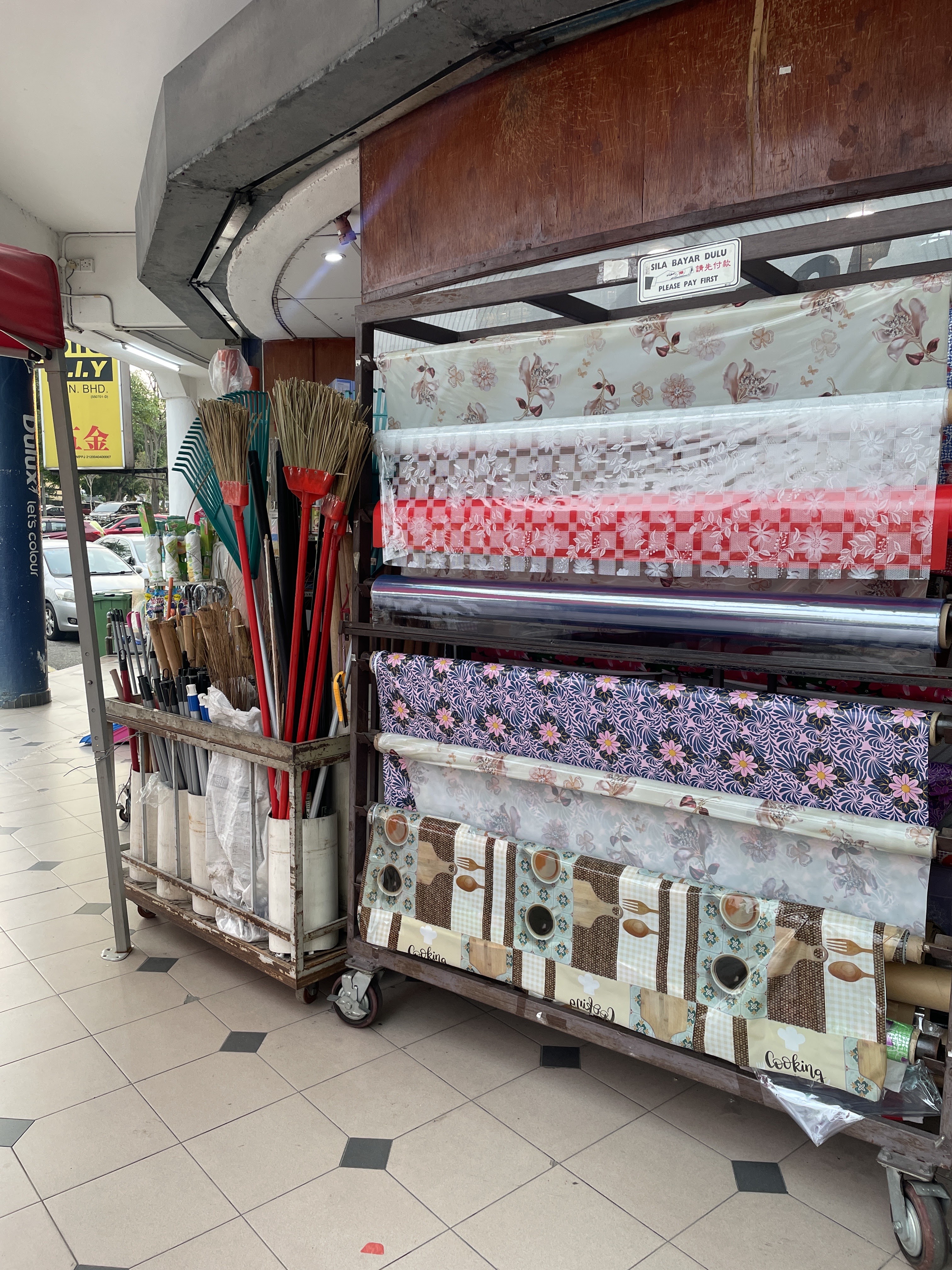 H2 Hardware in Subang Jaya, photo 6