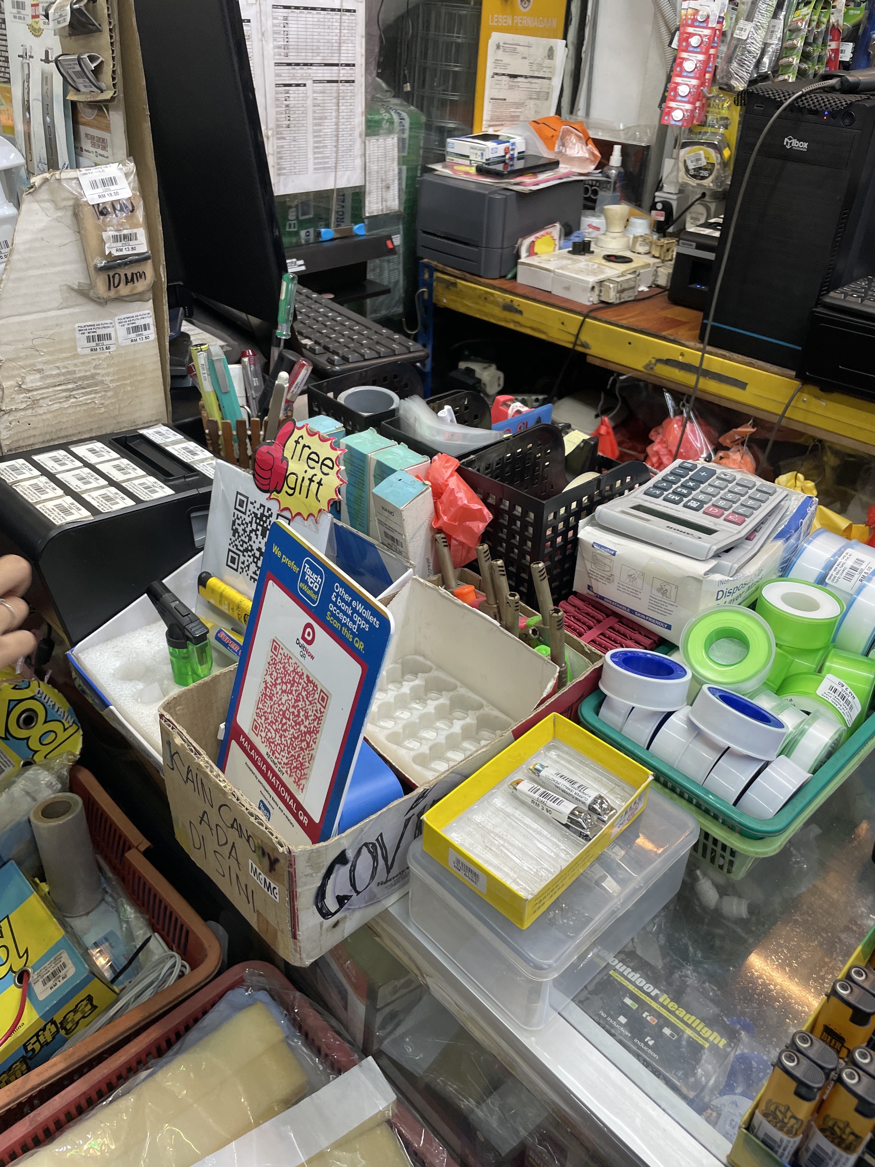 [HQ] REGNO DIY Hardware and Electrical Shop (Bangsar South/ Pantai Dalam) in Kuala Lumpur, photo 6