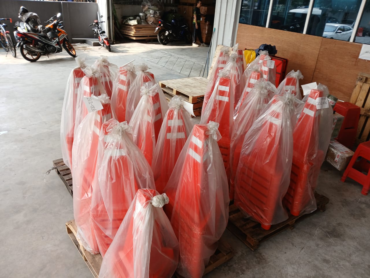 K.T.O Hardware in Kuala Lumpur, photo 4