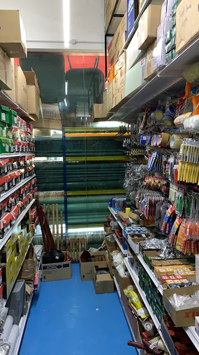 Shopfront of Ma Cheng Hardware Larkin
