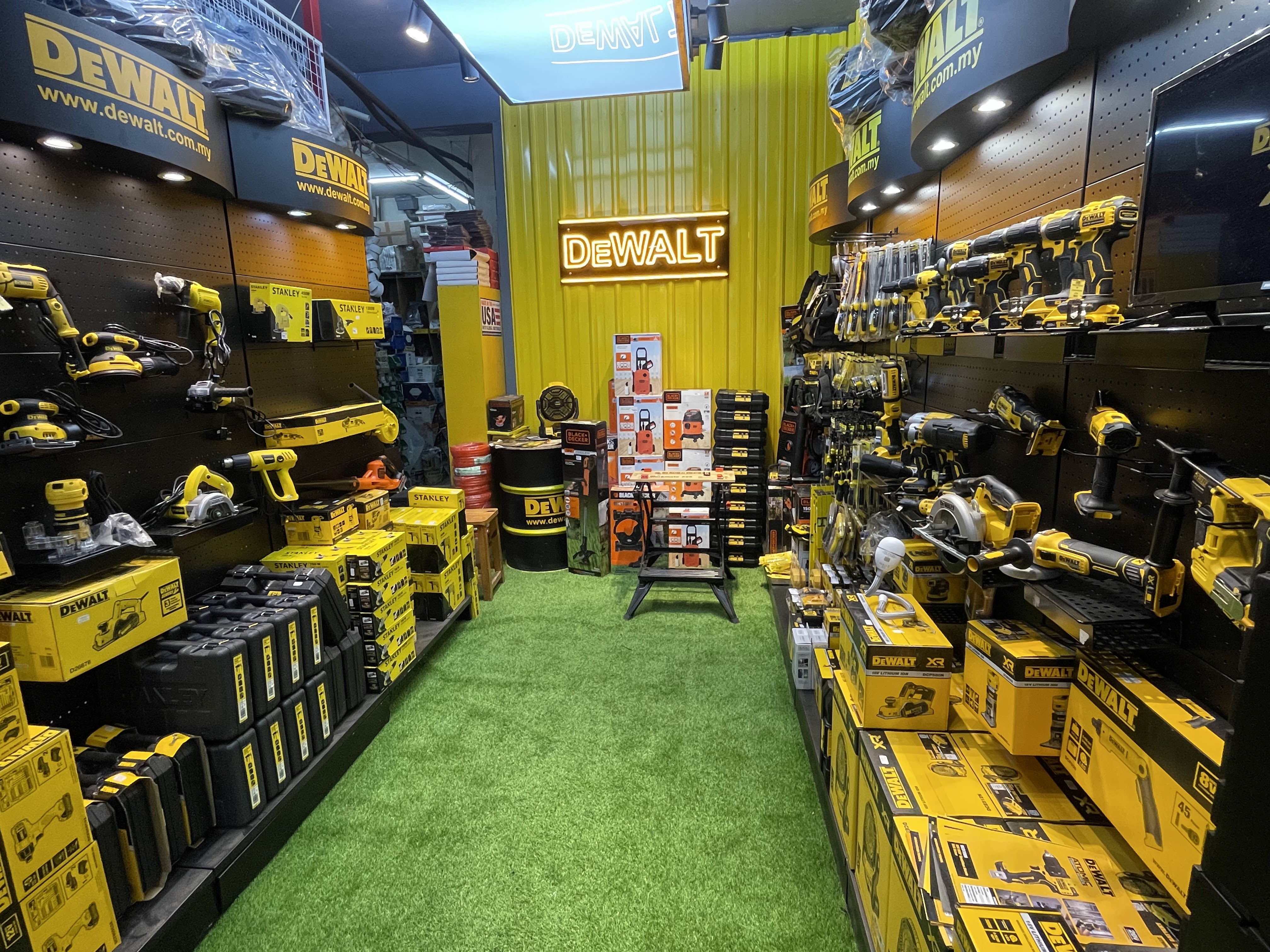 Proeast Hardware Trading in Kuala Lumpur, photo 4