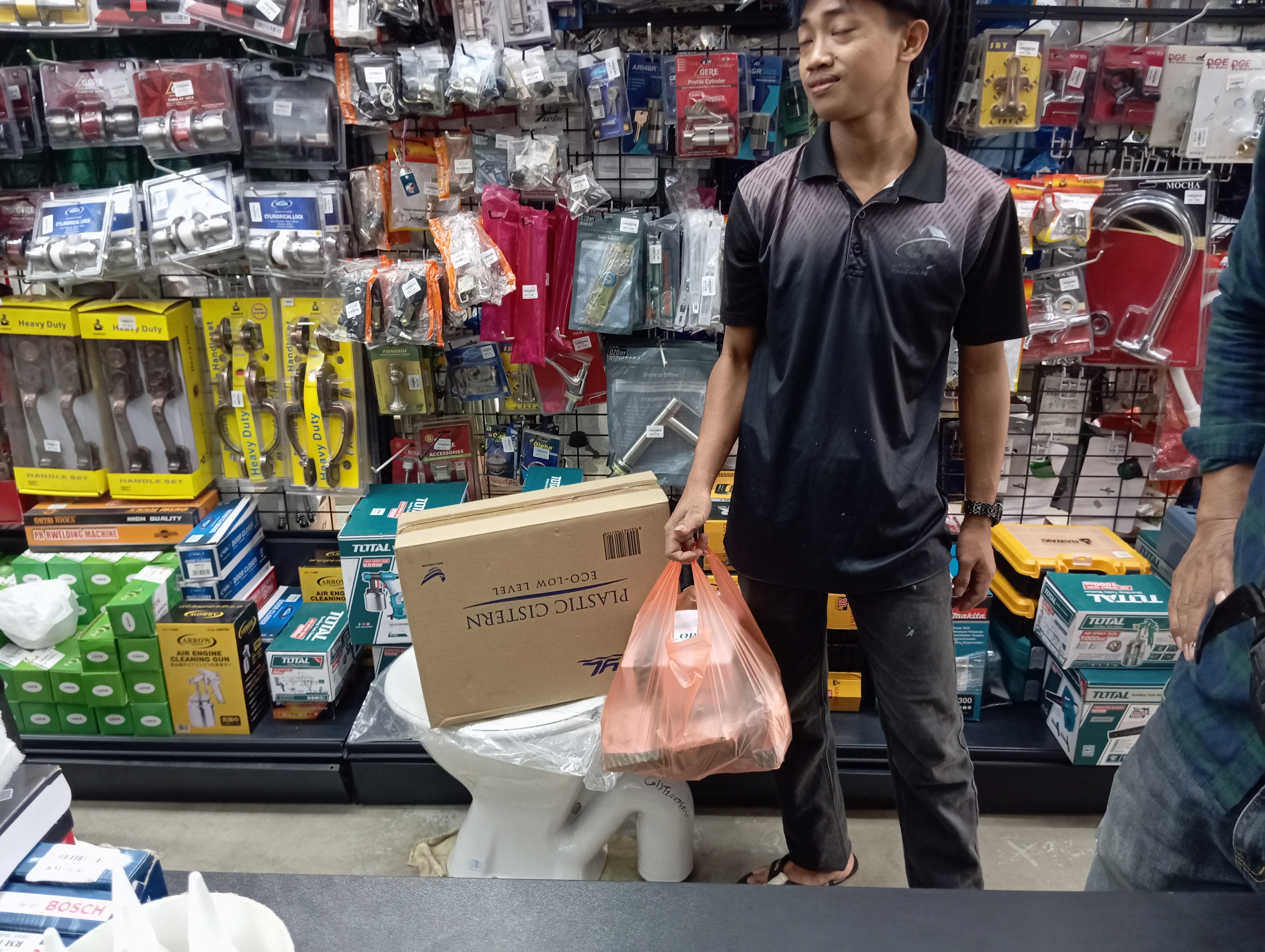 URBAN HARDWARE SDN BHD-BRANCH TAMAN AWANI BANGI in Bangi, photo 6