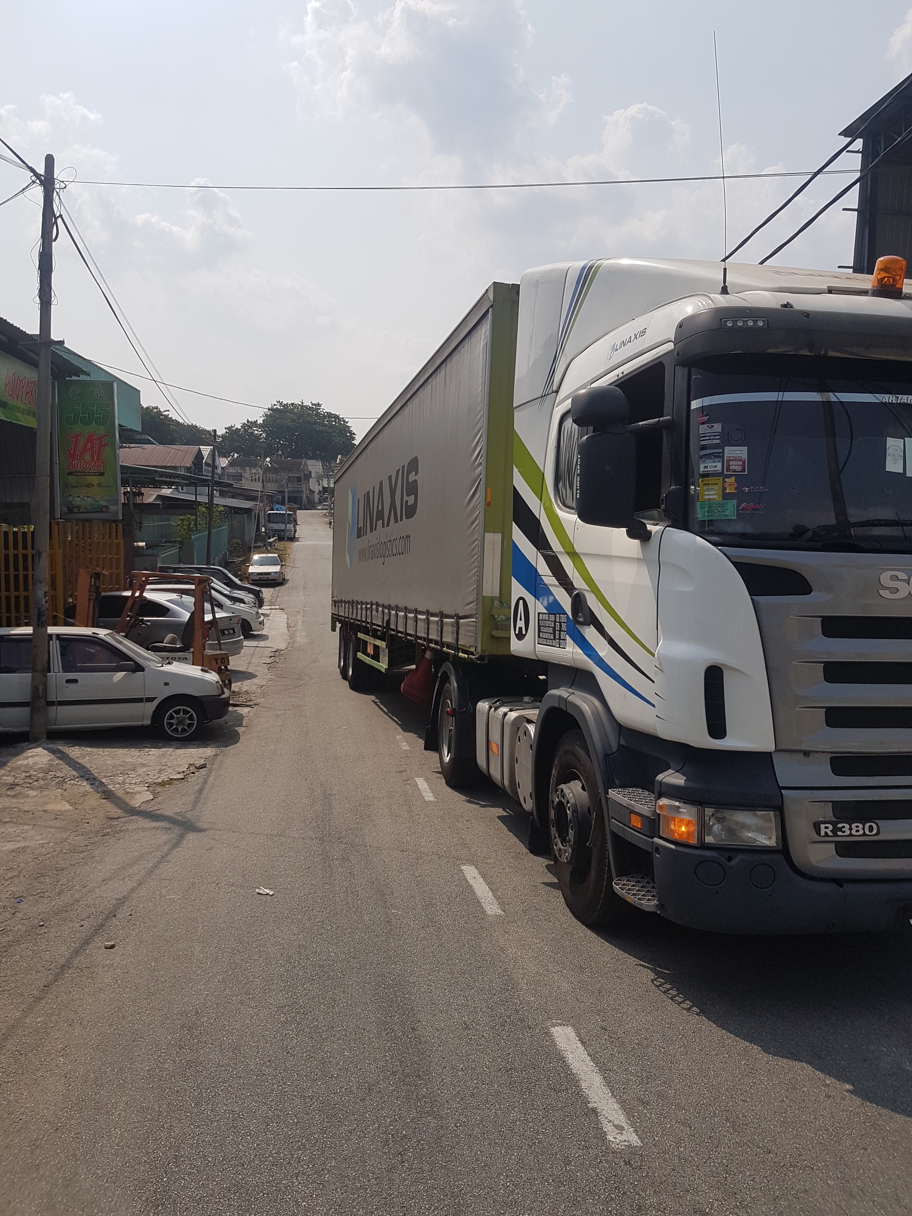 W. Hong Guan Hardware Sdn. Bhd. in Johor Bahru, photo 4